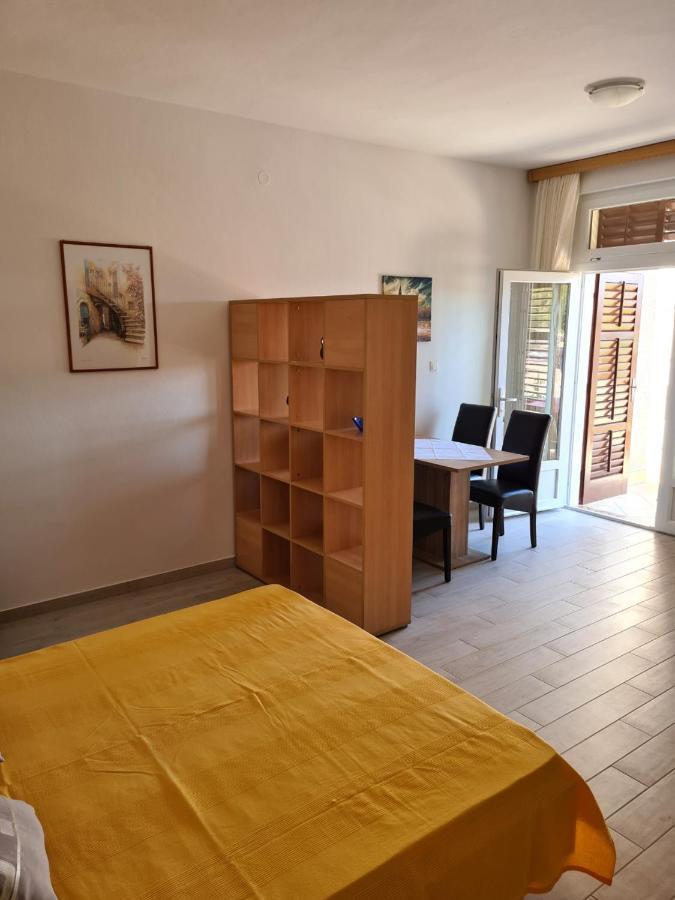 Guest House Jelsa Jelsa  Εξωτερικό φωτογραφία